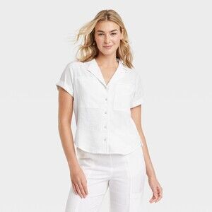 Short Sleeve Collared Button-Down Shirt - White L
